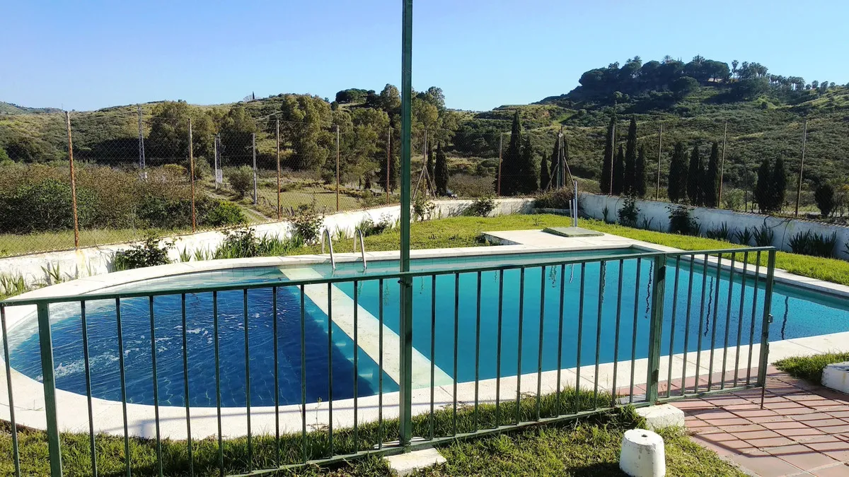 99abc312-37ac-4800-ad51-feb71d46c630