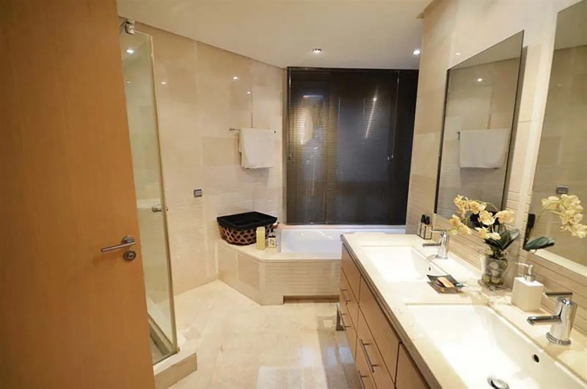 16d1d557-a29f-40a4-9c9b-7034732de3d5