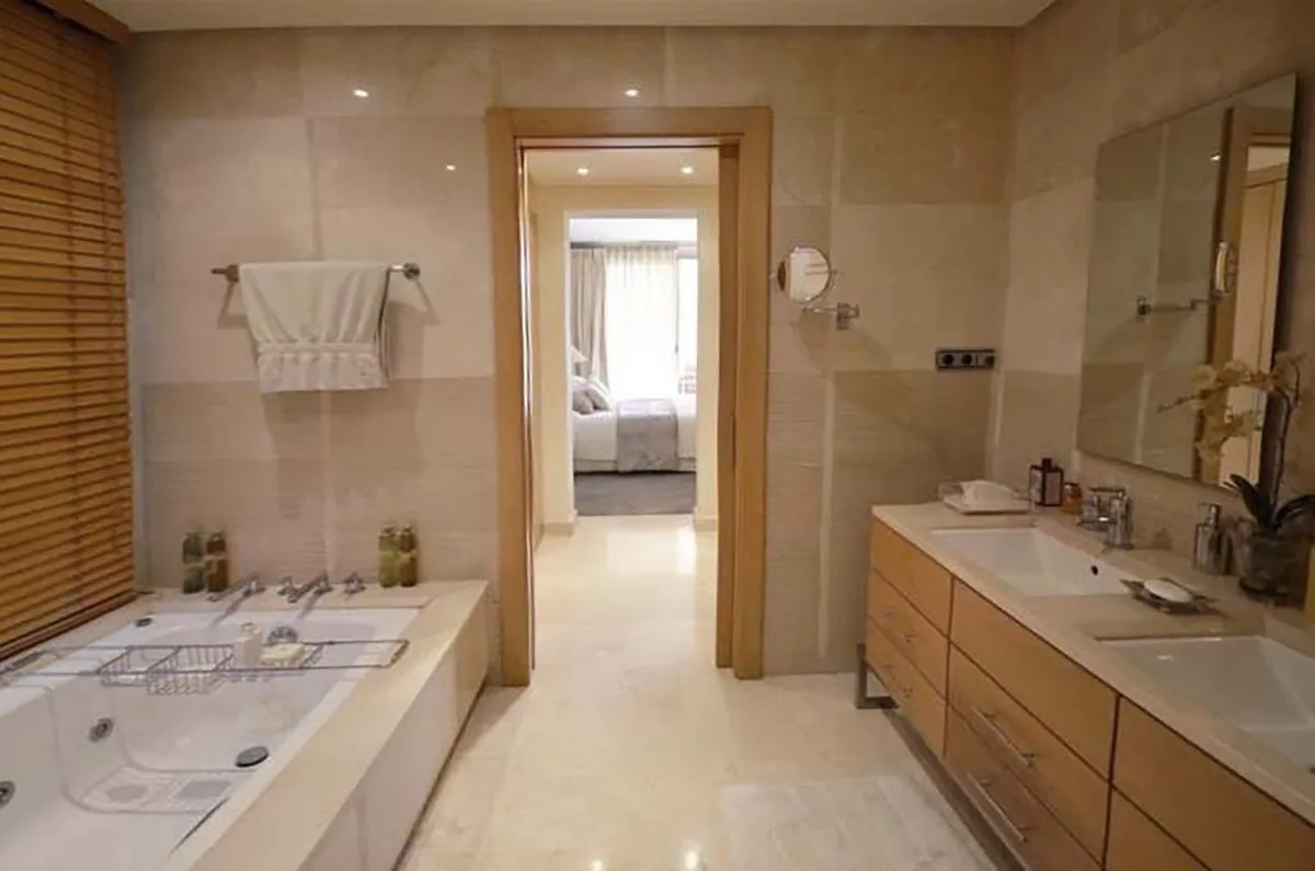 39037dbb-a9c8-4aca-907a-bd90d20209c9