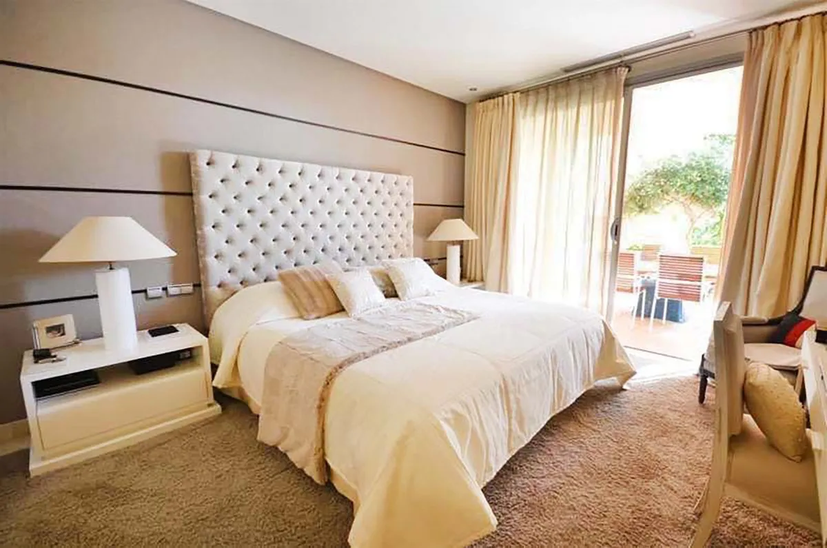 3eff16ec-582a-4877-bd9b-7eaeb209319e