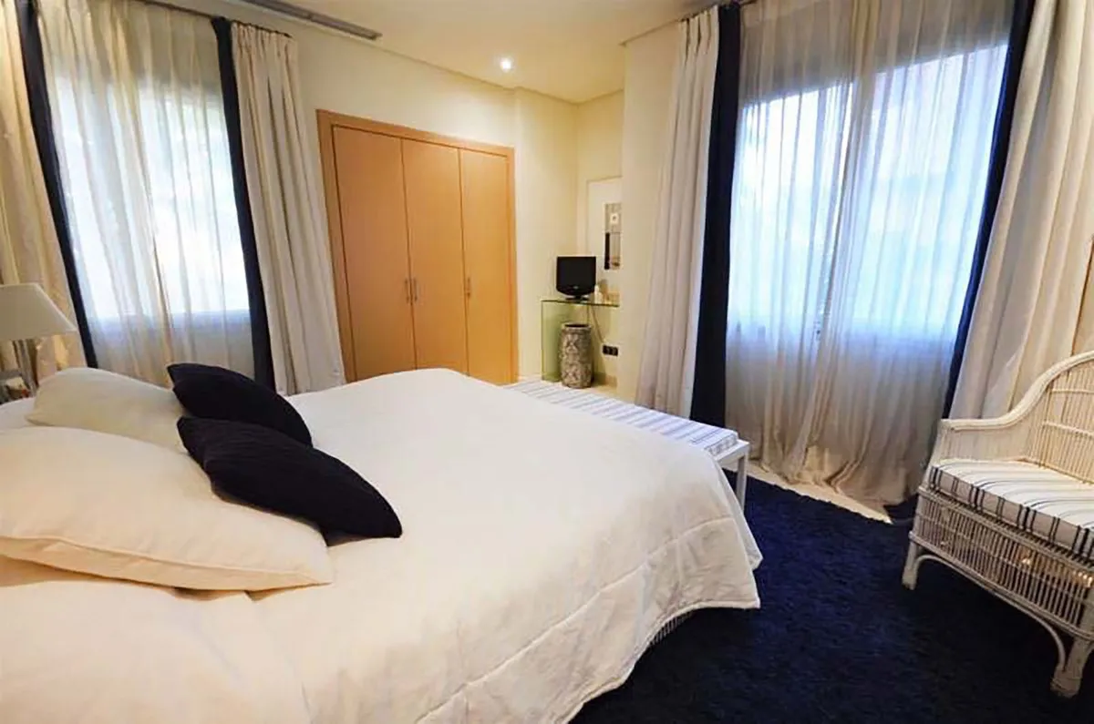 443c8ec2-7529-419a-944f-07a577576243