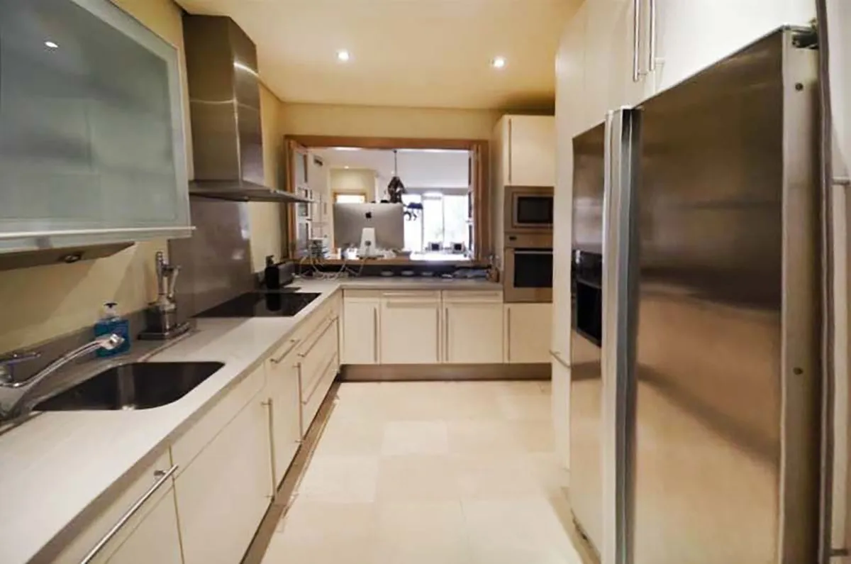 83674213-06ce-4000-8936-32e55cd6553e