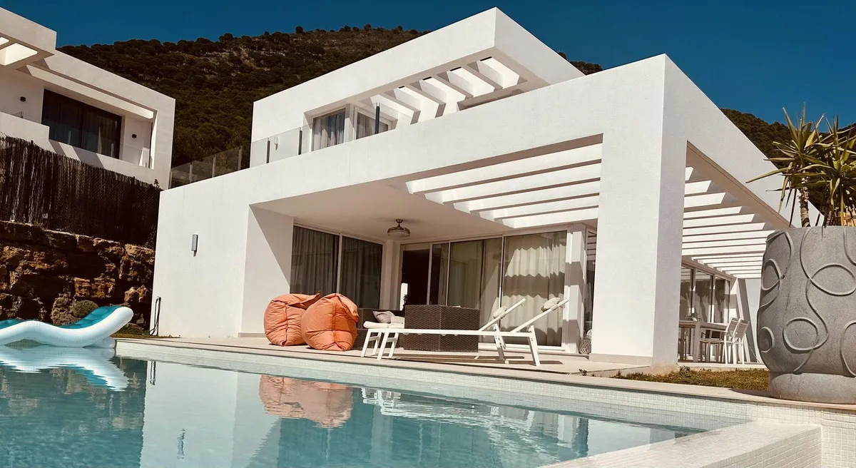 6dbbbd64-c5f0-4362-8bdd-8b676fbdb7ce