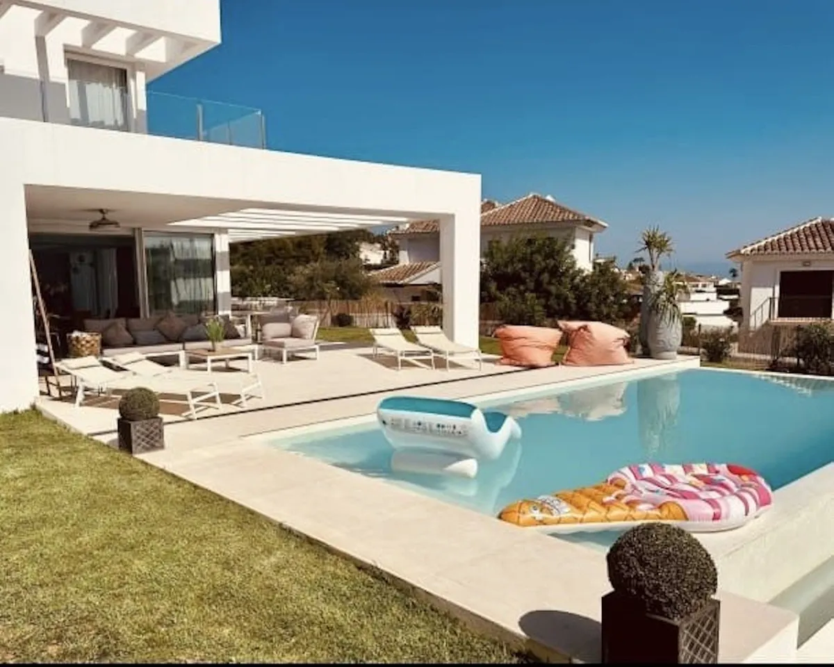 bfcdb2f4-e94d-4d30-9dbf-84417b725366