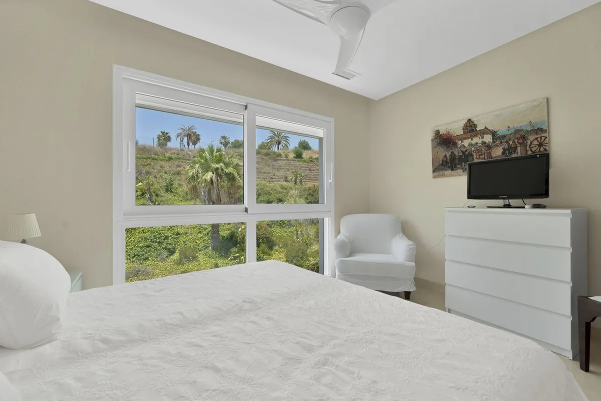 ad34a28c-9975-4740-a415-c7d925e04e4d