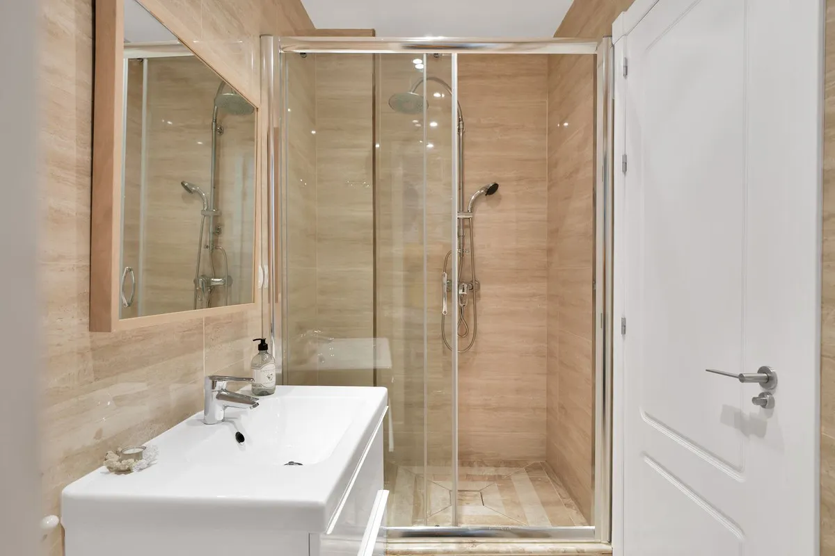 c953479f-fe36-47aa-8c54-cd8243d2dfe0