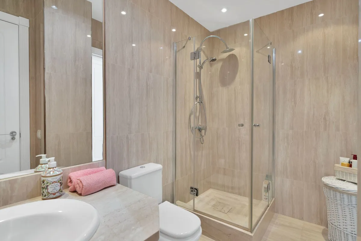 d41a64a0-46a0-4a63-8dae-3729ba2d0fd5