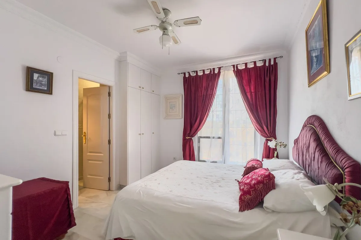 0a0f874c-00c0-4166-a9e8-39a8b9579a2a