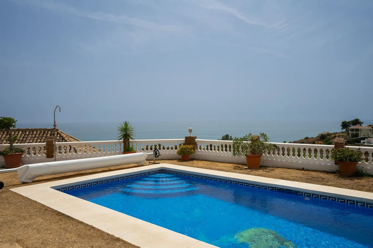 ac9ee3f6-a8dc-493c-abb7-1f2960308583