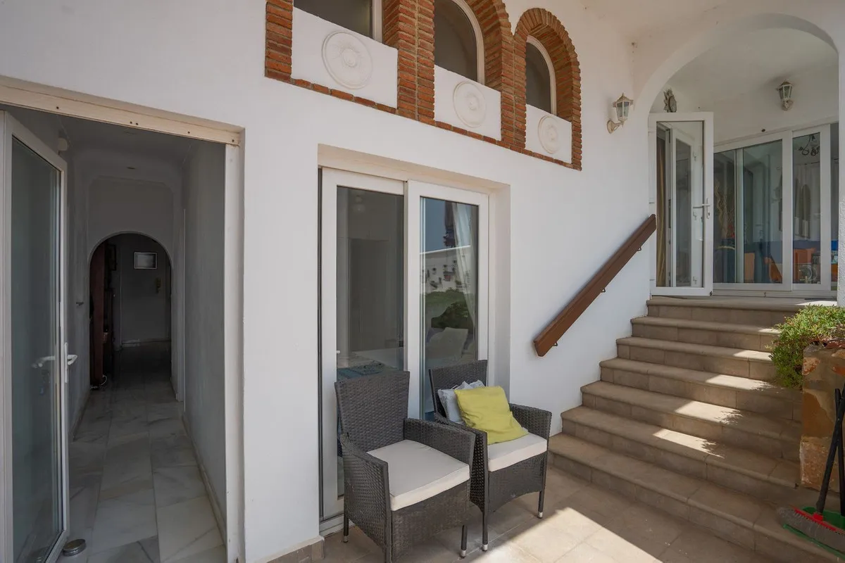 ad3b75f6-9f9d-48b6-a0d0-1ebe3a54d124