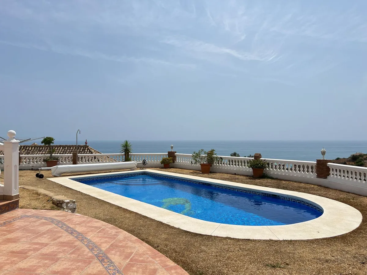 d79b811c-4fb9-4389-b5f2-41a28c668dd8