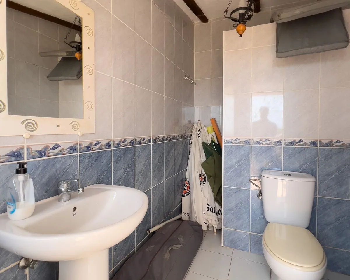 f93477a6-bb39-4646-a91d-c2b8d2af8412