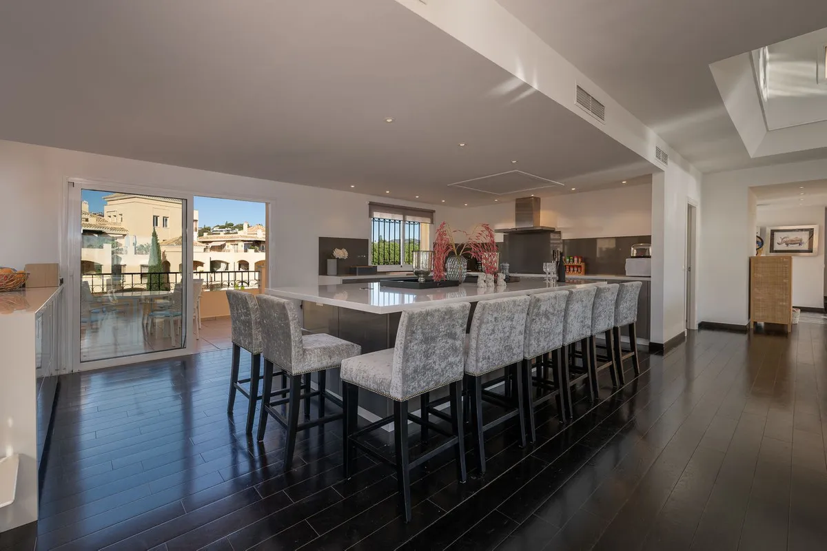 7e270ec9-9e45-4db6-8306-b03027f56da4