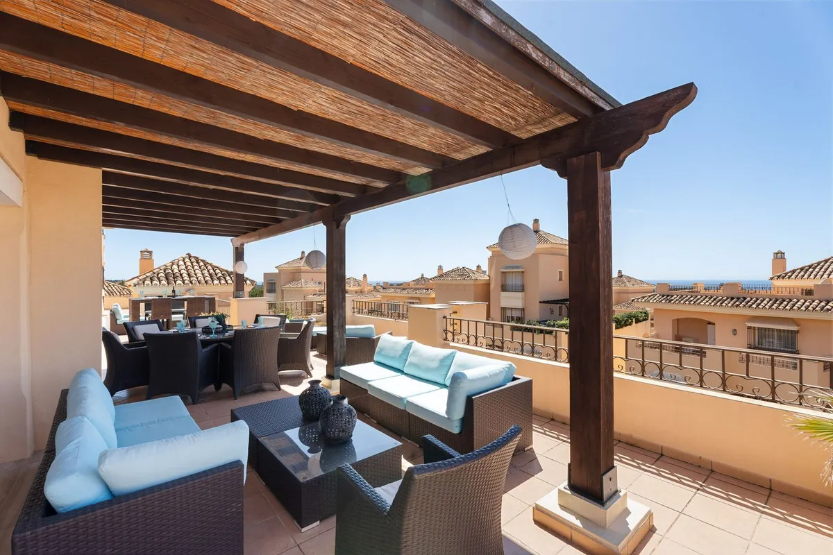 aeccd180-8ef4-4aad-8c60-53db6e85e181