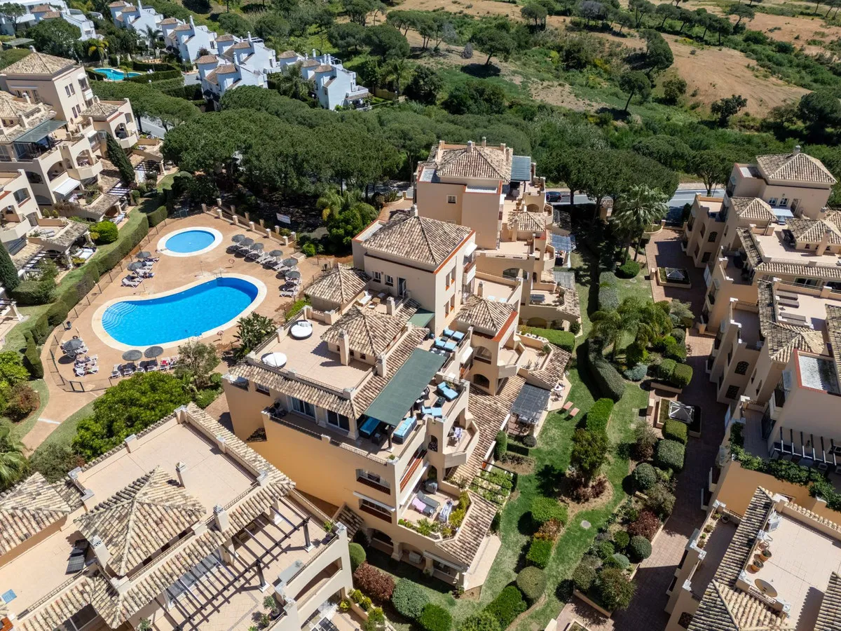 cc809842-ffef-4ba9-9426-82c95cd44978