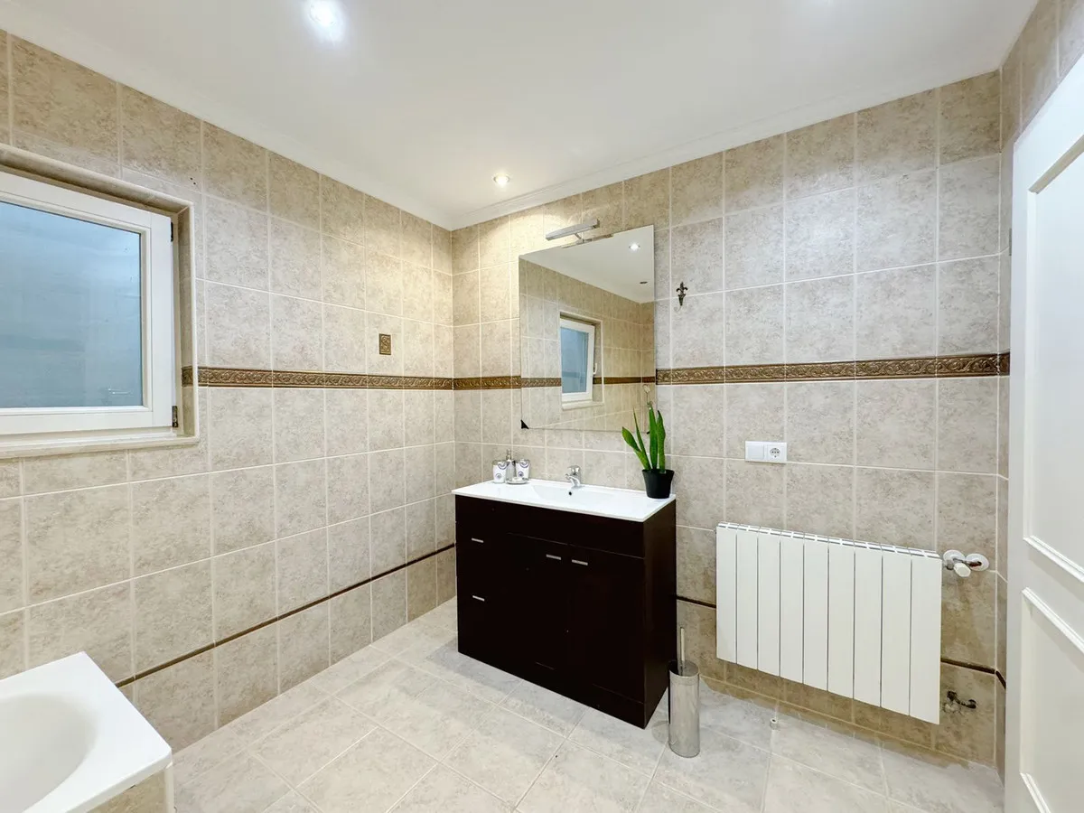 056d4564-bd9c-4a9f-b0a0-740bc3788cf4