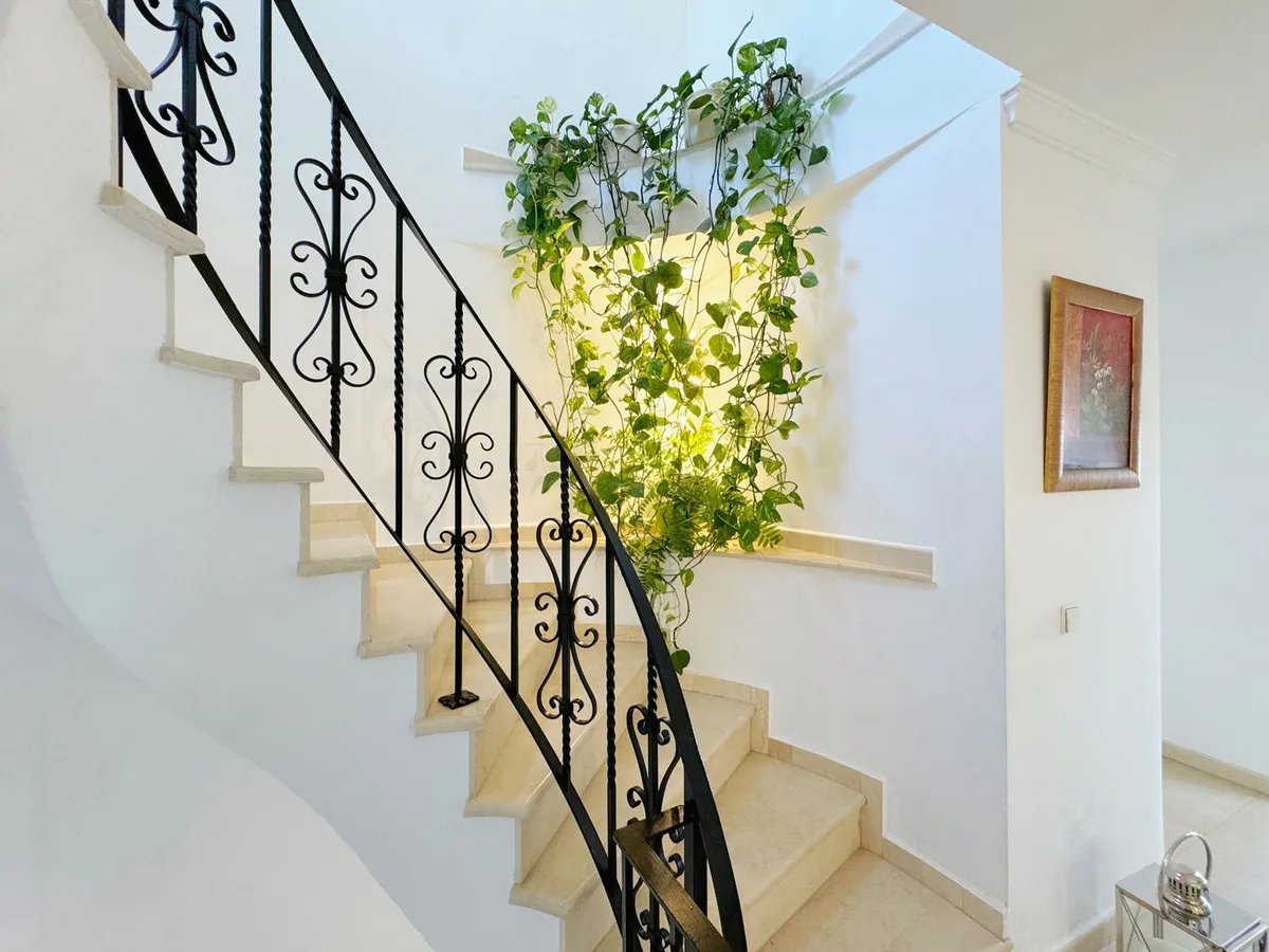 095057c8-5d34-4952-aa21-708aa57f6692