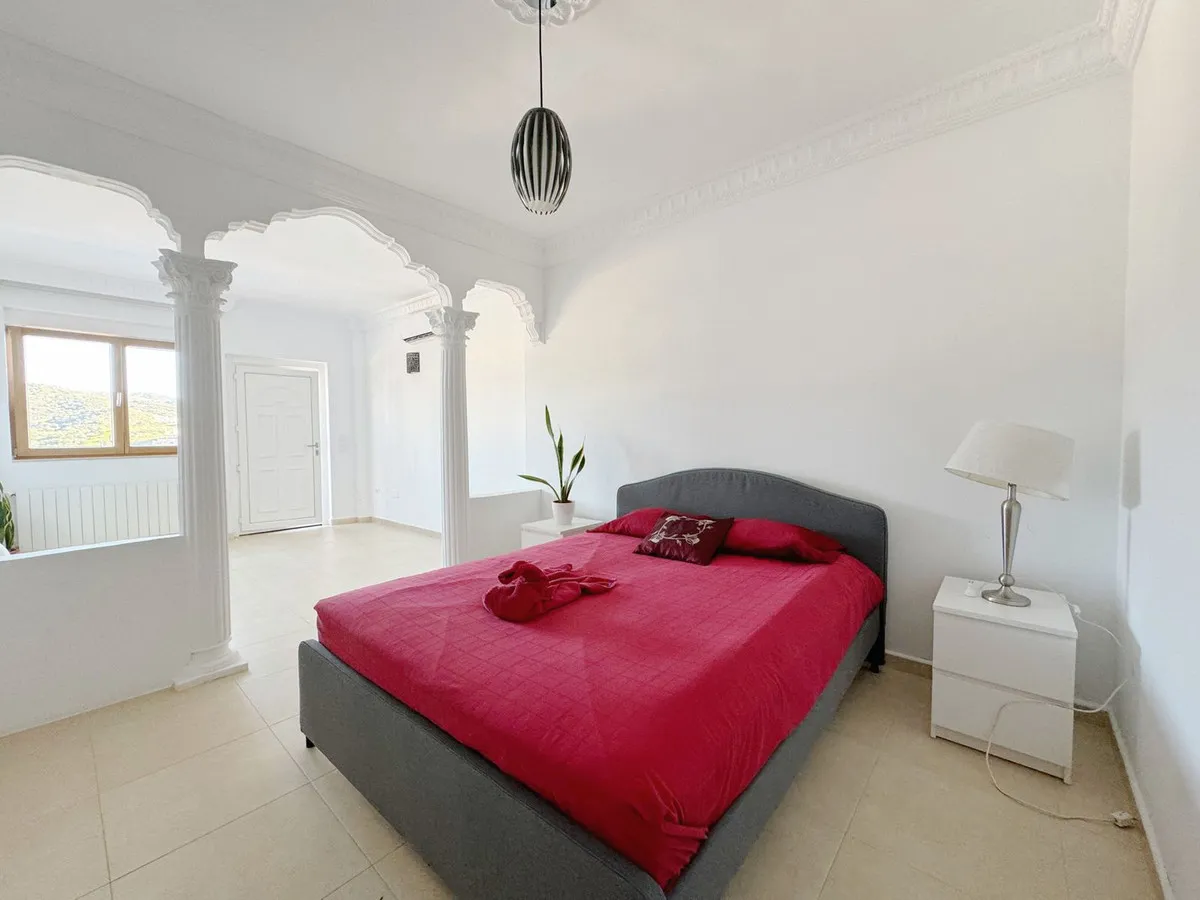 4946596f-e733-401c-9292-35c241de628b