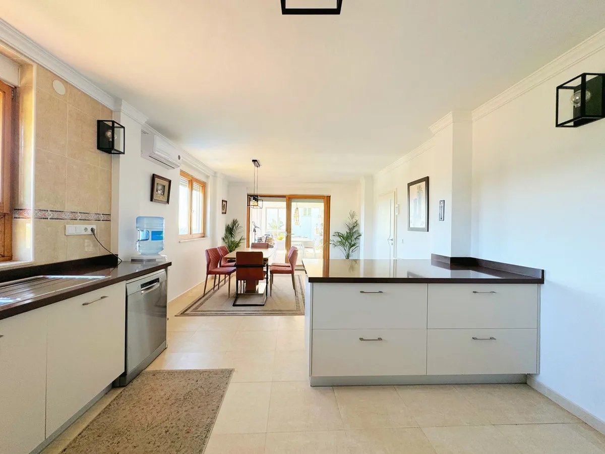 7dfd8394-2aa8-41c8-92f8-d058672d37dd