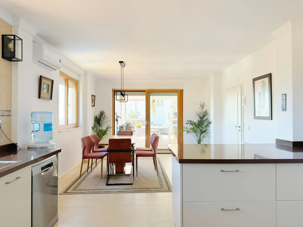 daa6ffb1-21d0-4e14-ad7c-0a666ecc719c