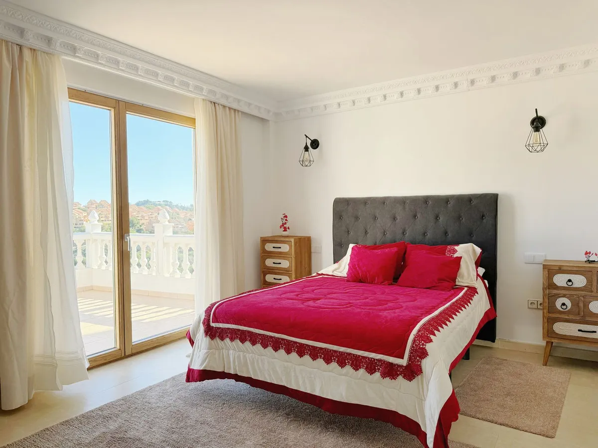 e0a3ab8d-6c03-46d3-8c43-e68b60ed8b4d