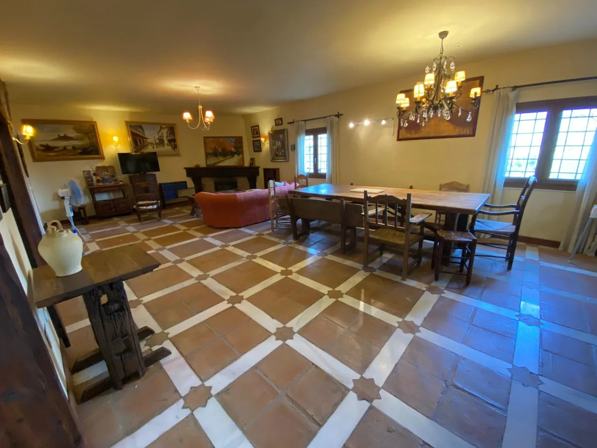 194ef551-fb52-4281-9dc5-3ba595eb13b5