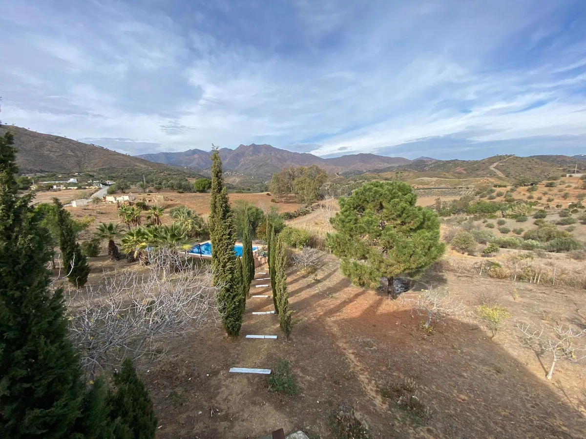 6c687601-2e8e-4dc2-8d1b-8a84f19b6257