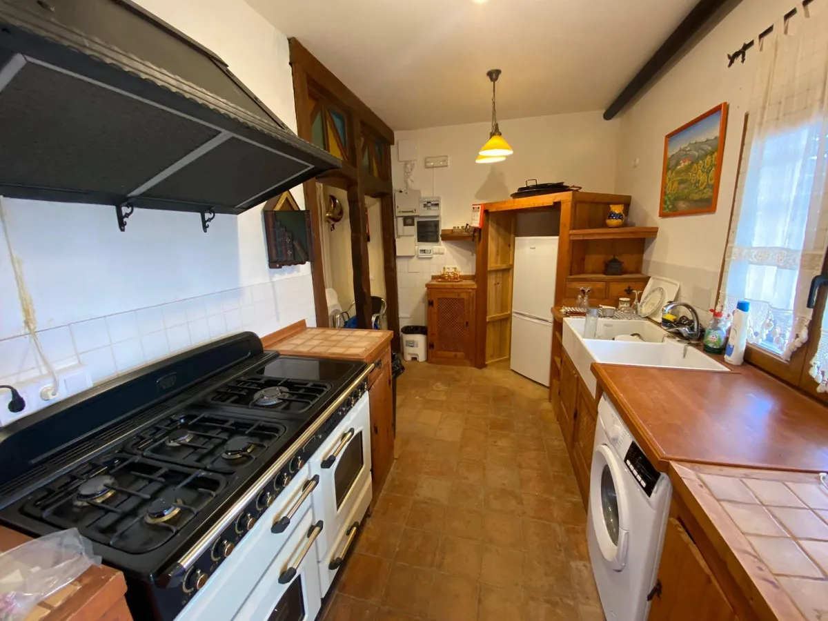 867a8374-929a-42a4-a5f7-afd42884d9dd