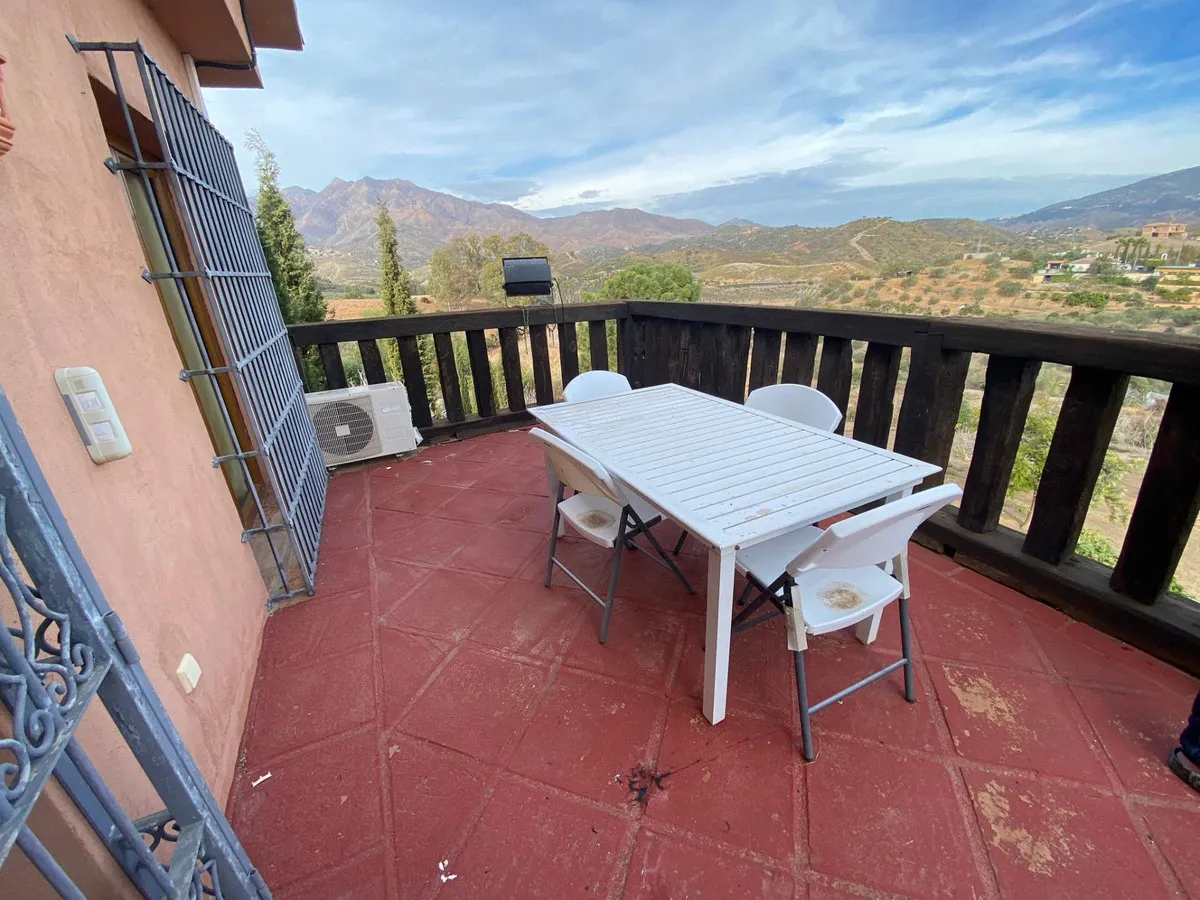 e8544460-c26b-4321-93dc-0af6decc5abb