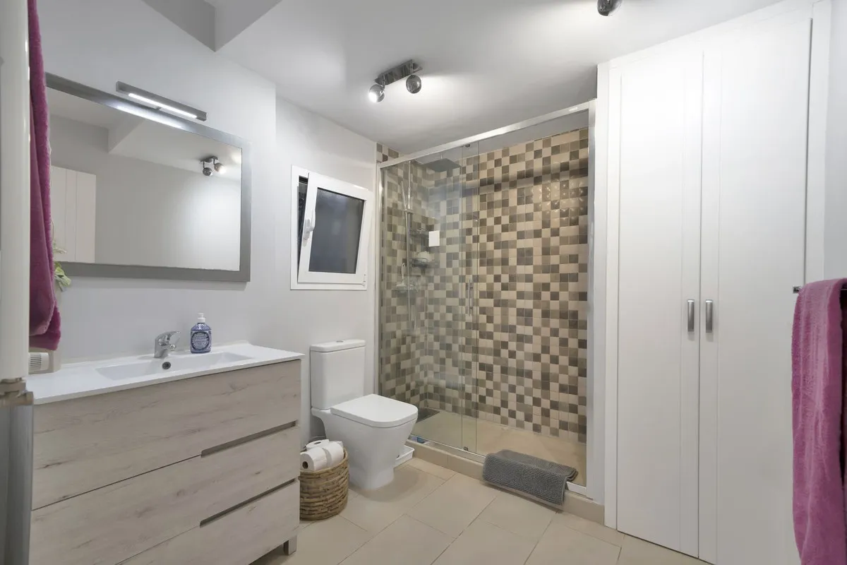 2878d646-f091-443e-9e7d-0f0f8786524c