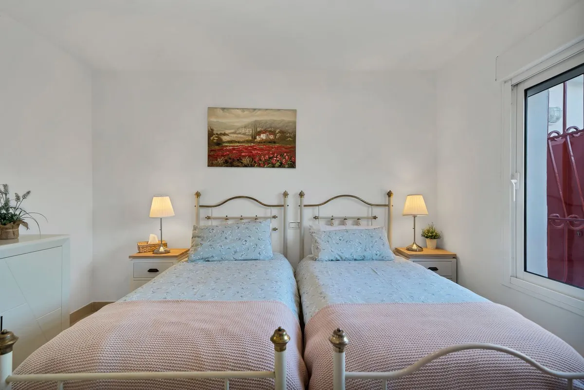 62ecc112-74b4-4e57-a391-c61d29a374b5