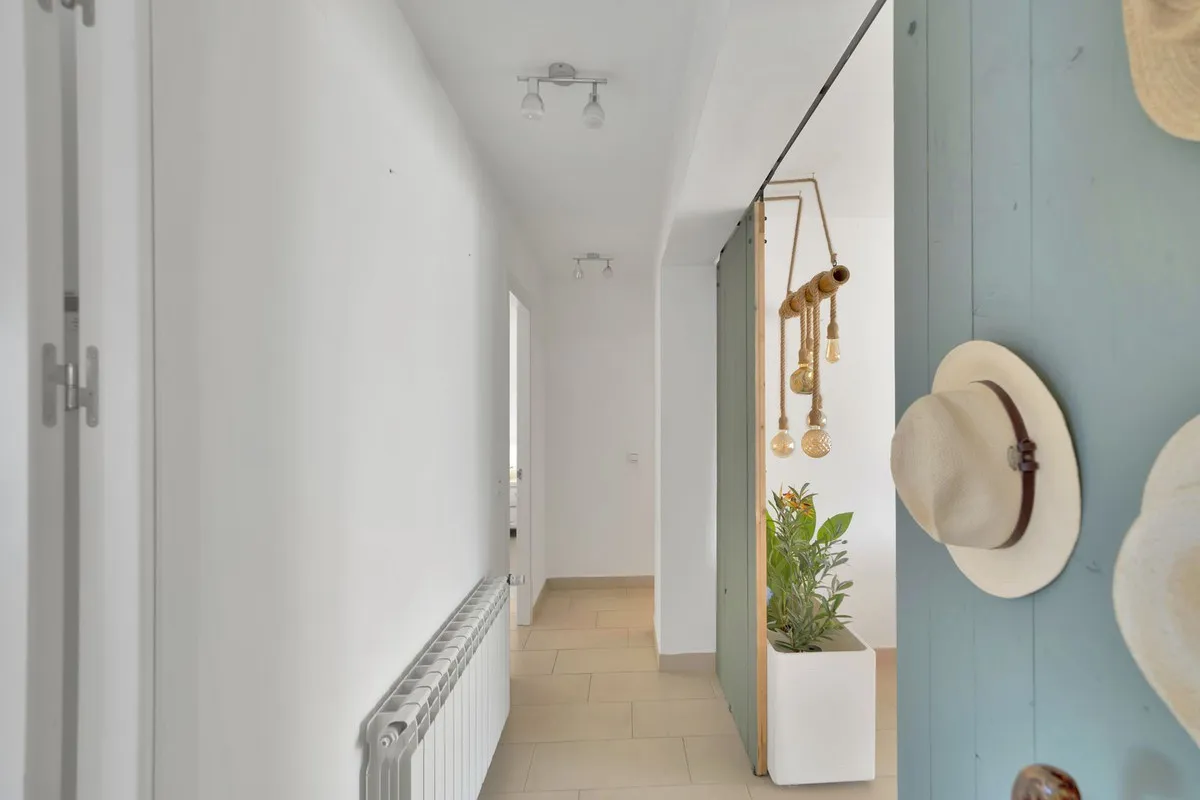 7eb019e6-5b96-438e-9ee3-7711be36d6b1