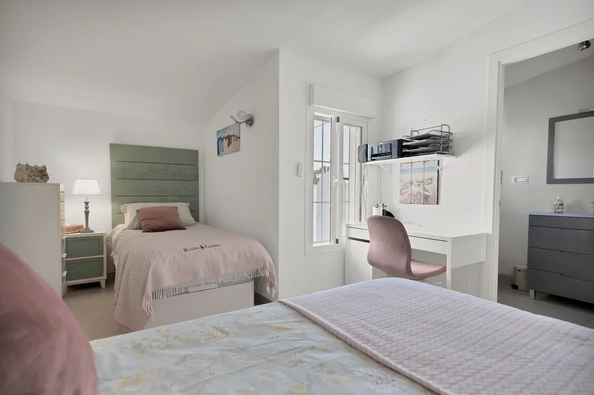 97f1f91d-b9f4-4e49-b0aa-39513bef6ba3