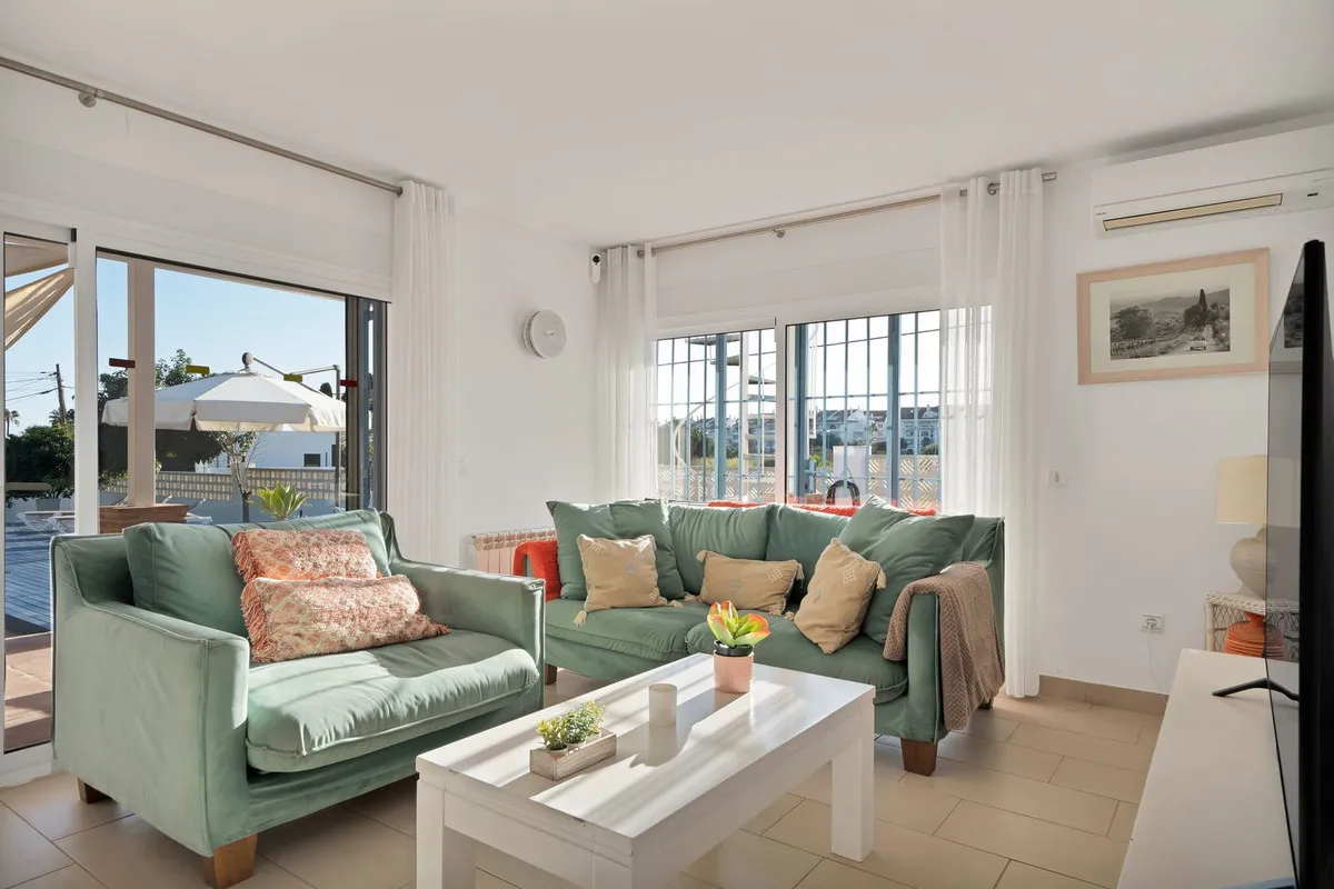 9cf36763-fb94-4fe5-8e22-019a1c35bcae