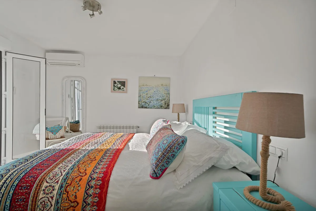 bbd6101a-741f-43b9-b76a-aeb41b40293b