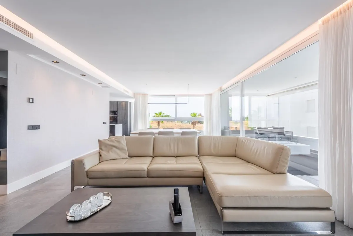 30f02e43-d23c-463a-abff-b6945d58ea92