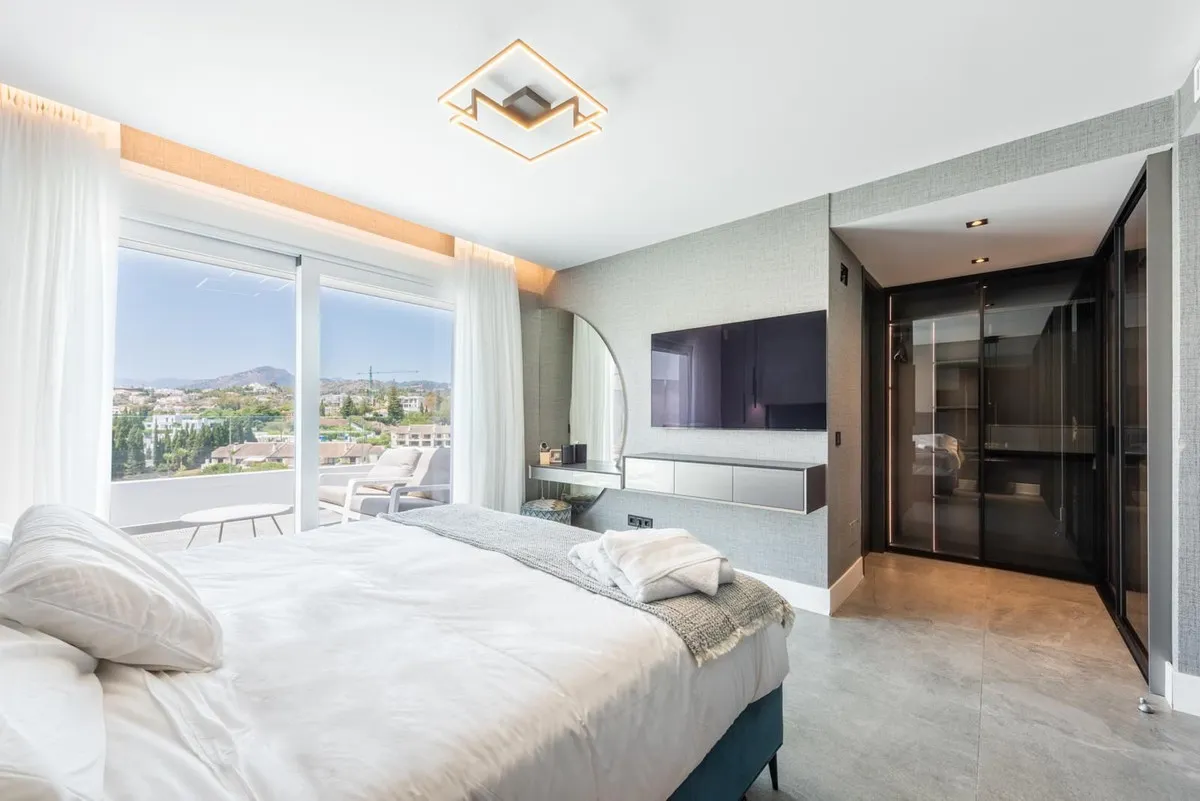 5f5f408a-5e00-44b8-acb4-b3f57f09533f