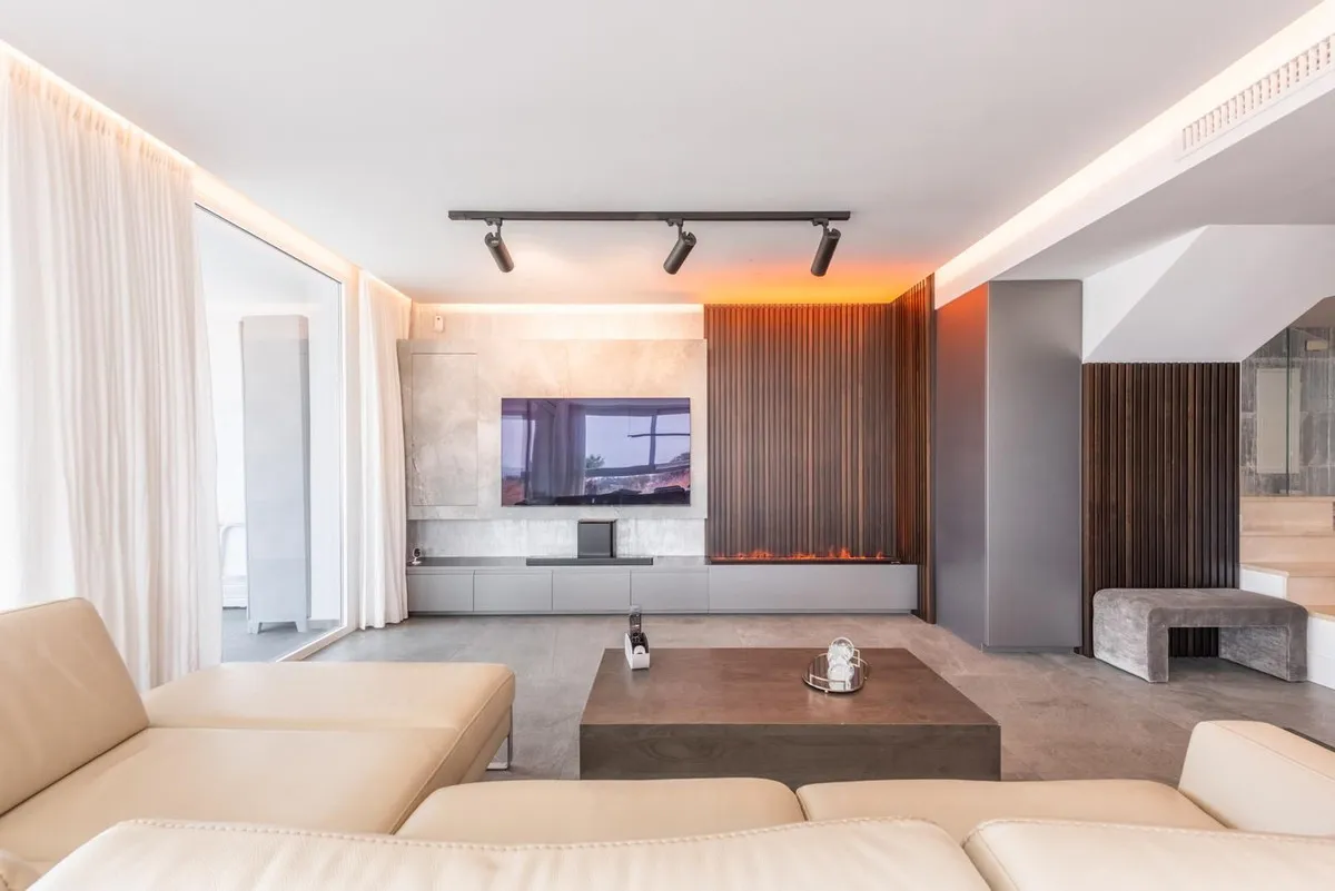 860d41b8-3fd0-4c56-9e59-28defed99dd3