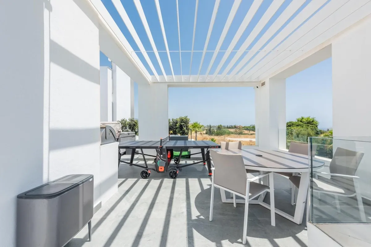 9c9da8b5-347d-4bc3-ac74-2bde0c28153f