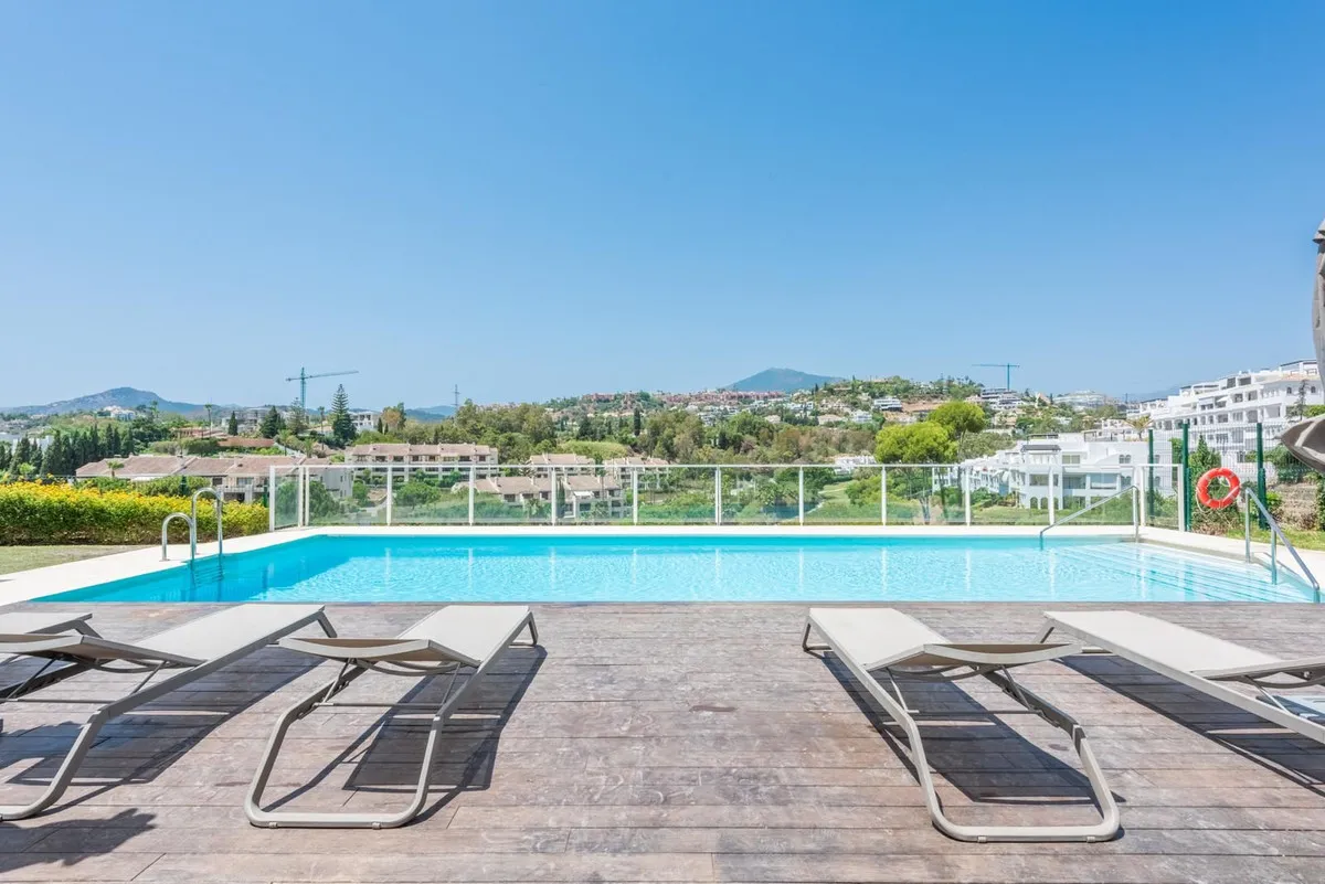 a0e3b818-bc23-4b2c-9554-74b19dfc4724