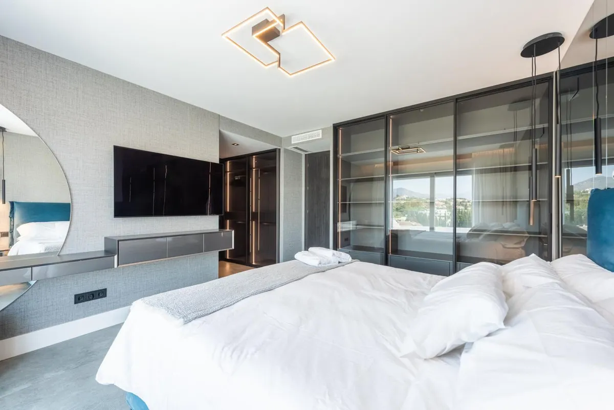 b3ba6085-cfe5-4199-ab09-aa8c87d342f5