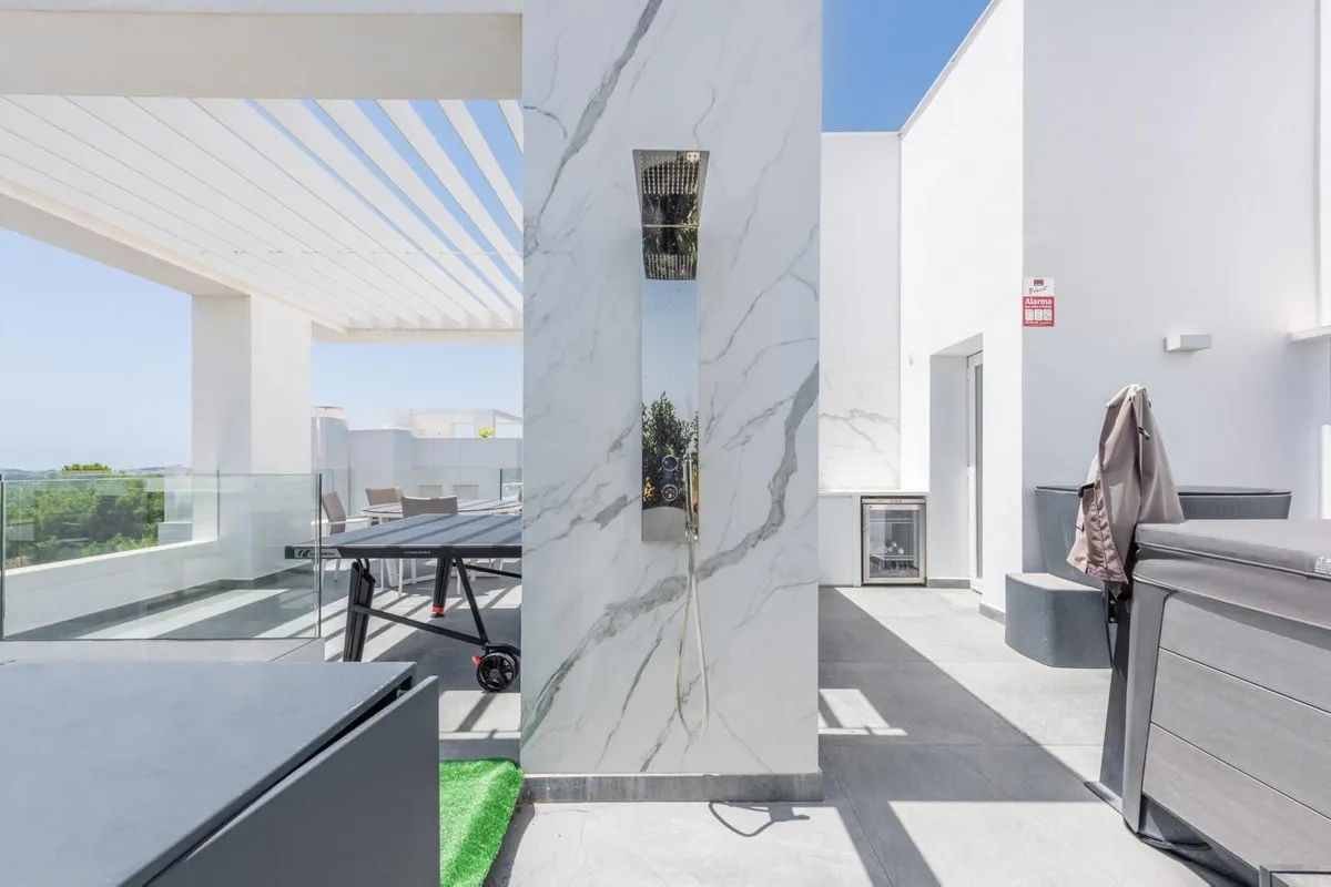 c3ca20b2-8134-445c-ab44-ebb303191b85