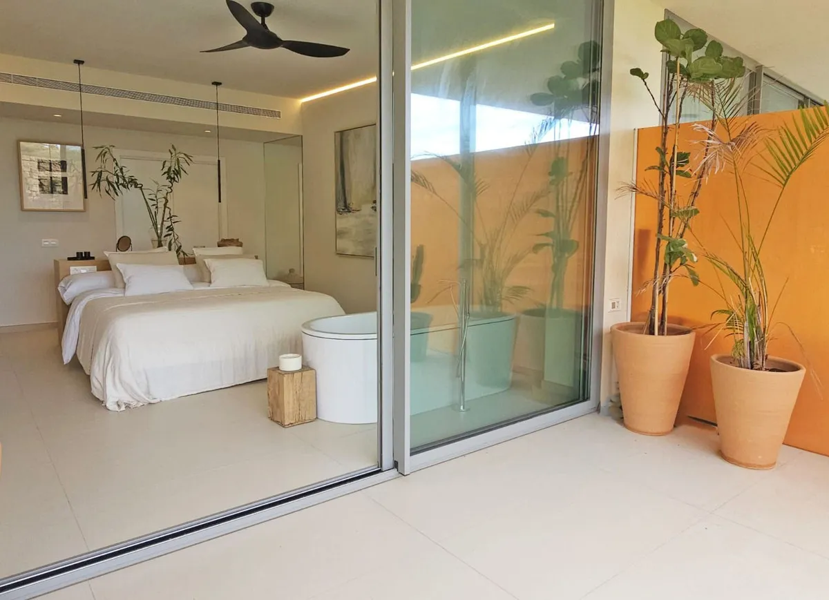 a797cf62-0c7c-4979-8bab-fa96cbd6dff9