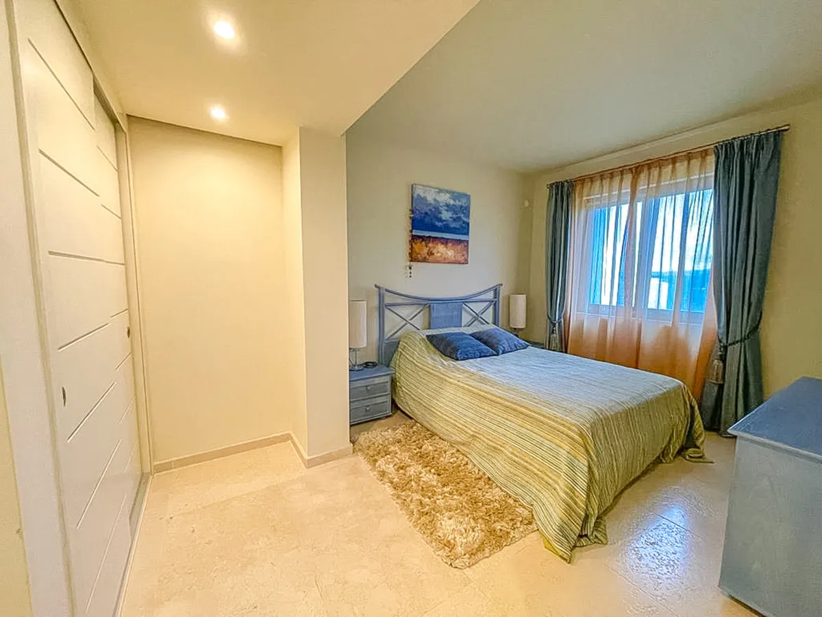 ce122fbc-d608-4ecb-8317-4fb6b11f8a0d