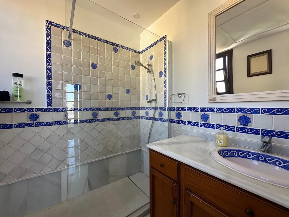 239cf961-dac0-442a-921b-96e1b59072c7