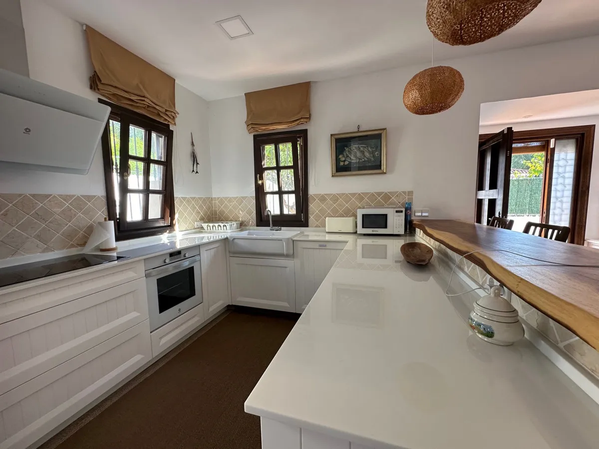 435f6296-3c79-46ae-8f0e-81f0a51f27a2