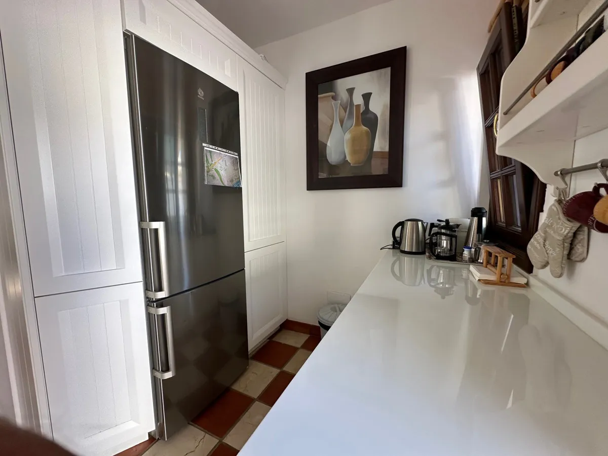 a0551534-645e-4391-bc10-e43dbba2a514