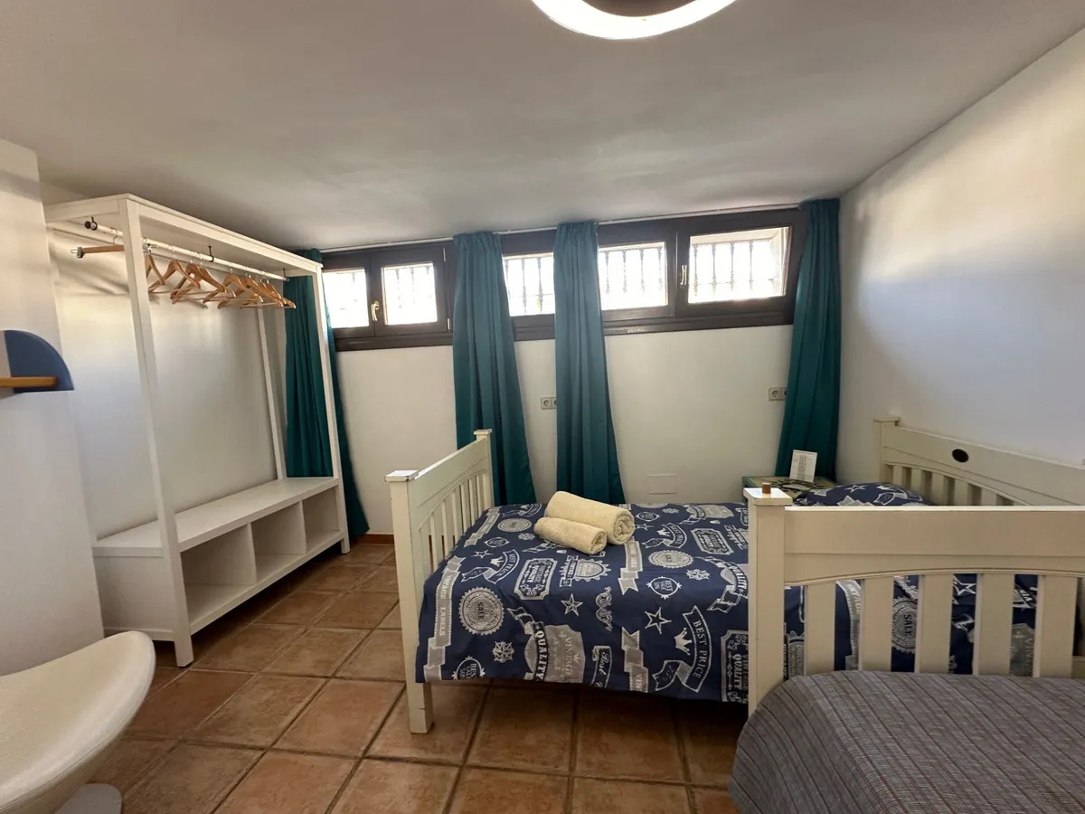 d7d91c96-21e7-43a6-9168-a8831450e84d