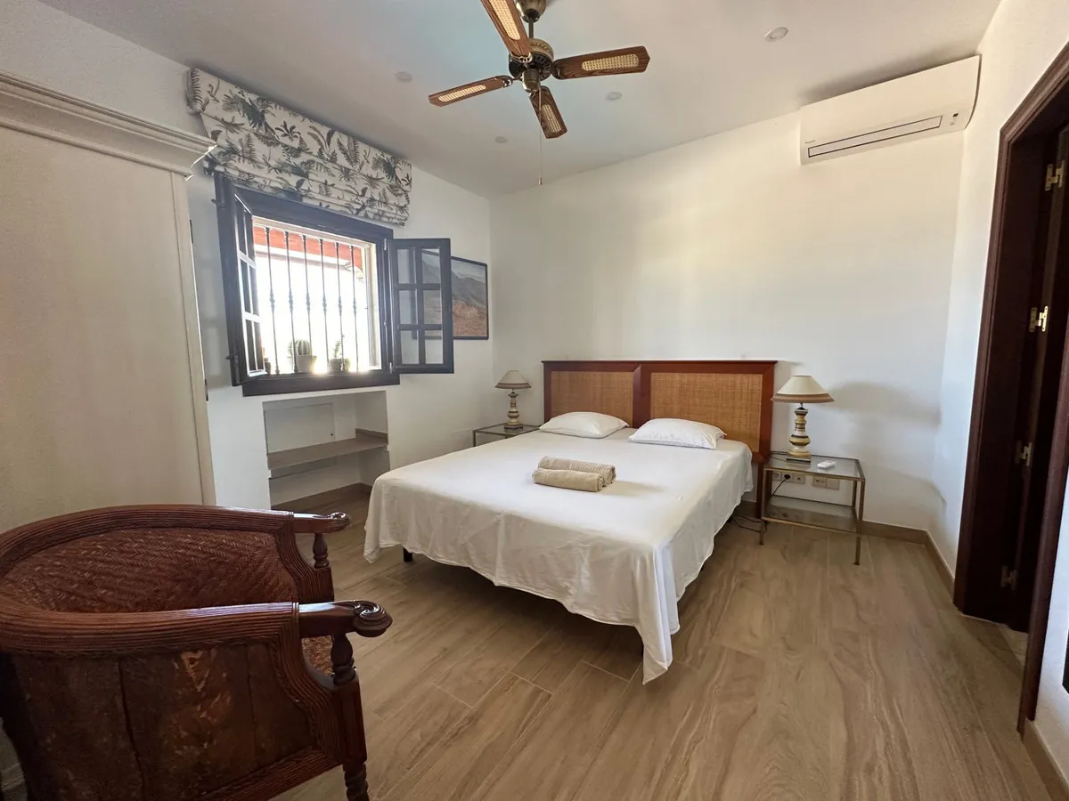 dcc7fb32-6a15-452e-b01a-c4c870441cc3