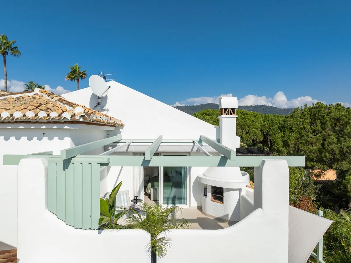 17290b3c-0ac4-4d44-a7c6-84baea14e0a0